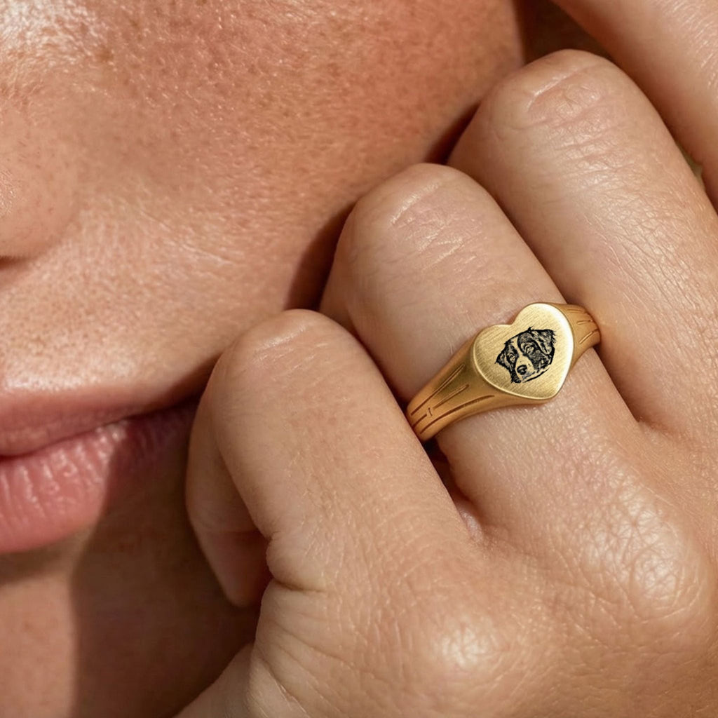 Custom Pet Heart Signet Engraved Ring - Pet Face